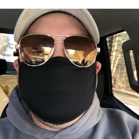 Meet your Posher, Mark - Picture 1 of 1